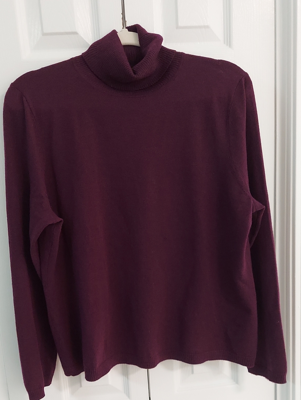 Pendleton Turtleneck, Size XL, 100% Merino Wool, Wine Deep Purple